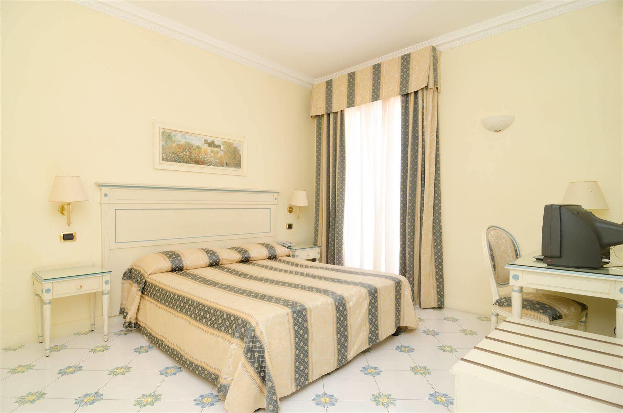 Hotel Flora Wellness & Beauty Искья Экстерьер фото